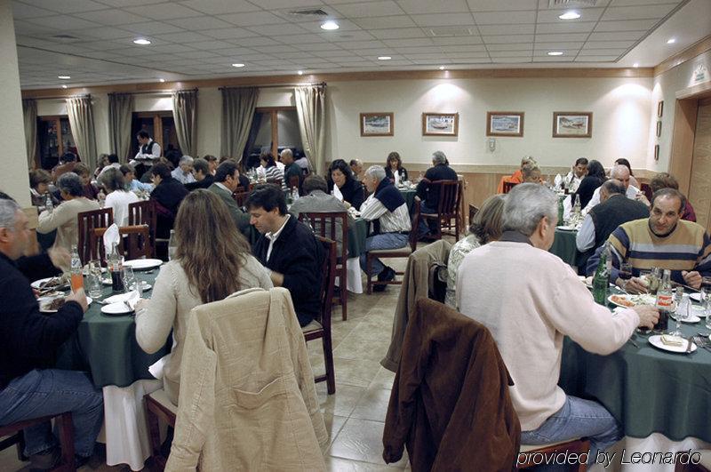 圣地亚哥德阿尔马格罗蒙特港酒店 餐厅 照片